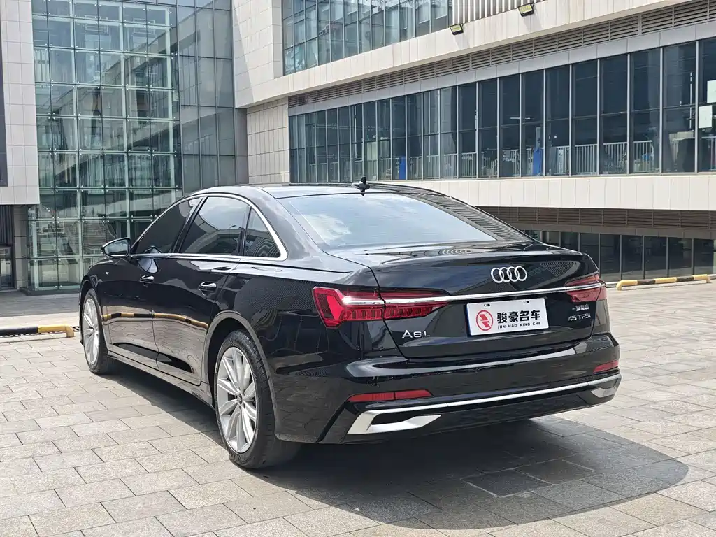 Audi A6L 2023 — фото 26