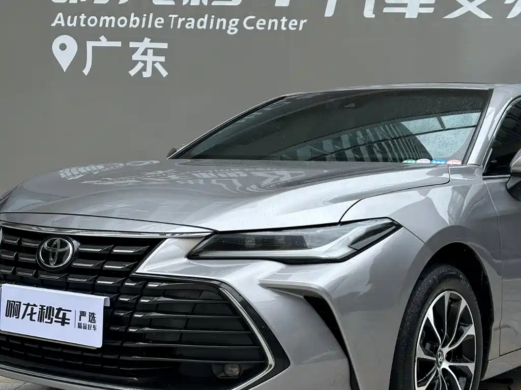 Toyota Avalon 2023 — фото 18