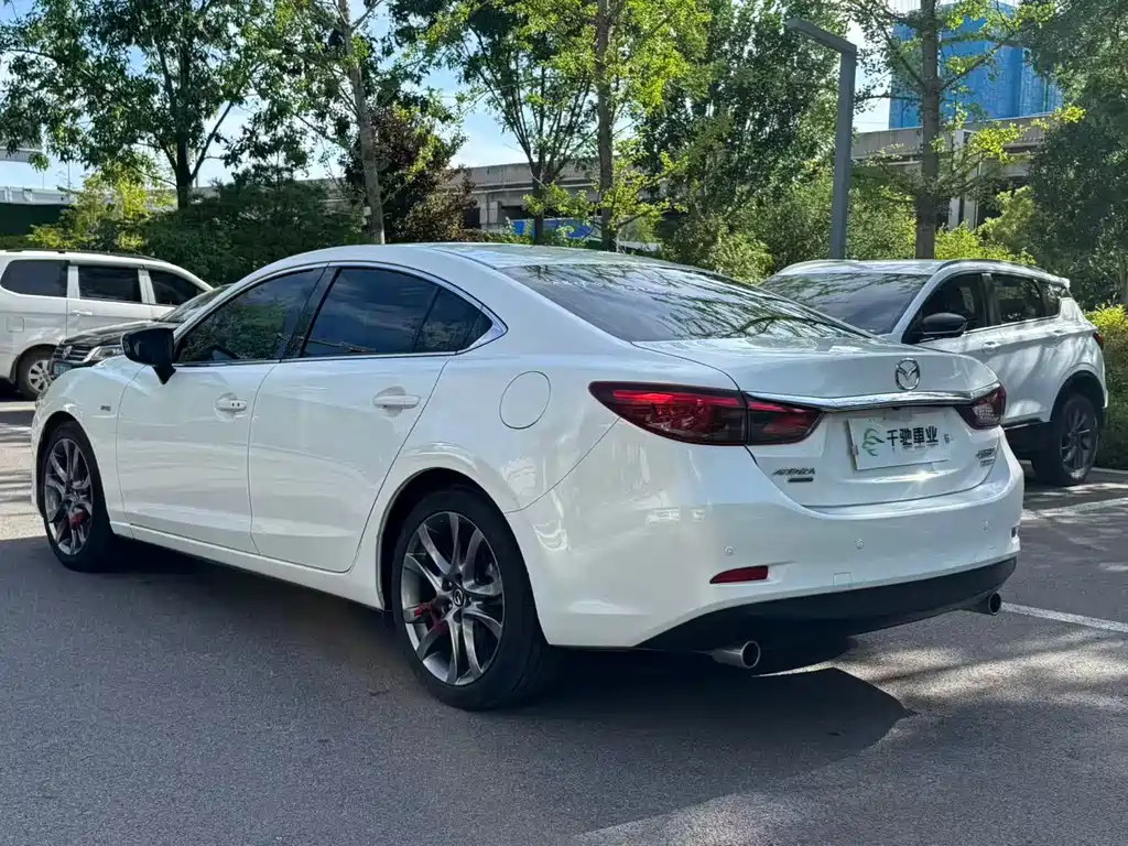 Mazda Atenza 2017 — фото 15