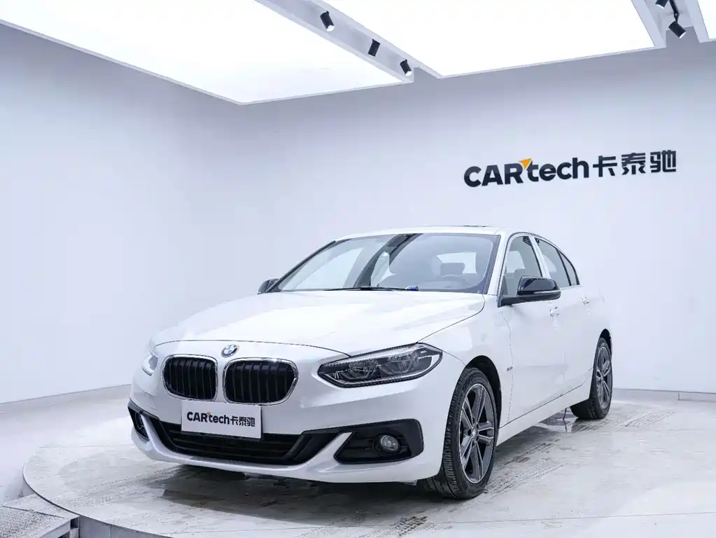 BMW 1 Series 2018 — фото 6