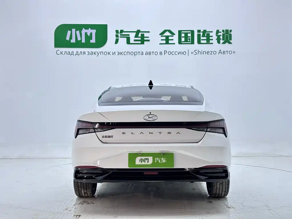Hyundai Elantra 2023