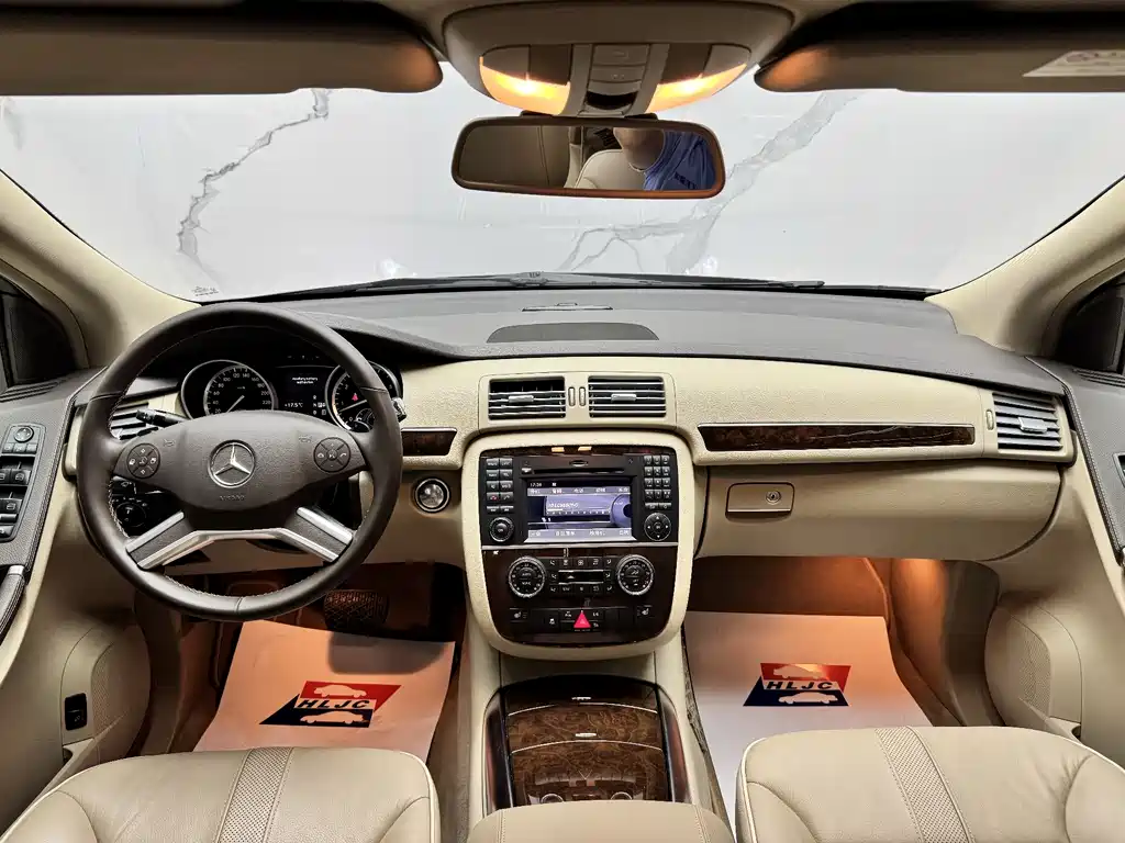 Mercedes-Benz R-Class 2012 — фото 10