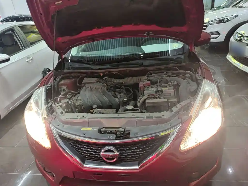 Nissan Tiida 2015 — фото 20
