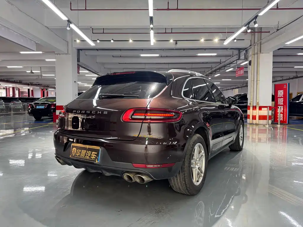 Porsche Macan 2014
