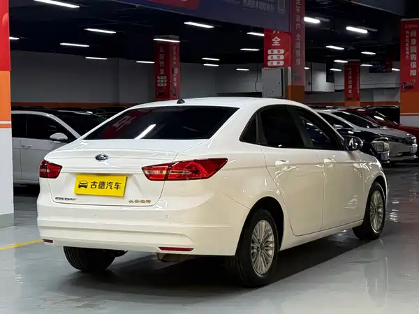 Ford Escort 2018