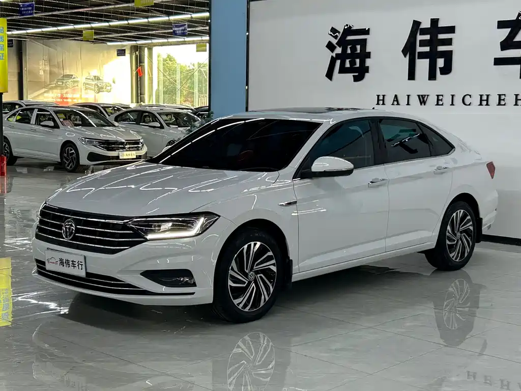 Volkswagen Sagitar 2022