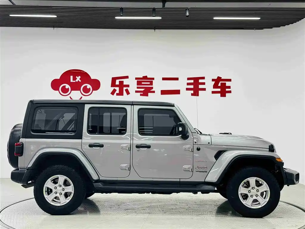 Jeep Wrangler 2020 — фото 6