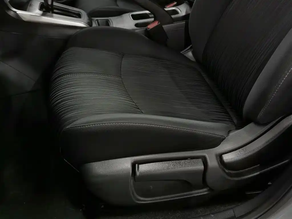 Nissan Sylphy 2023 — фото 20
