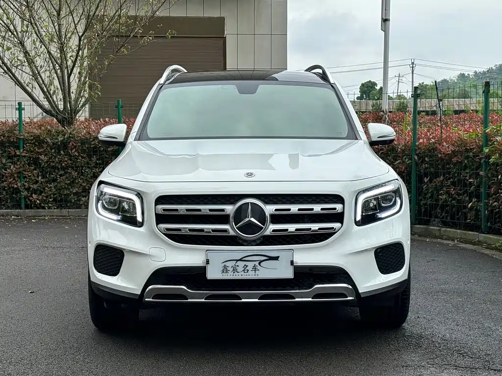 Mercedes-Benz GLB 2021 — фото 1