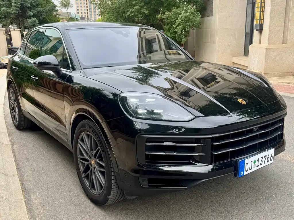 Porsche Cayenne 2024