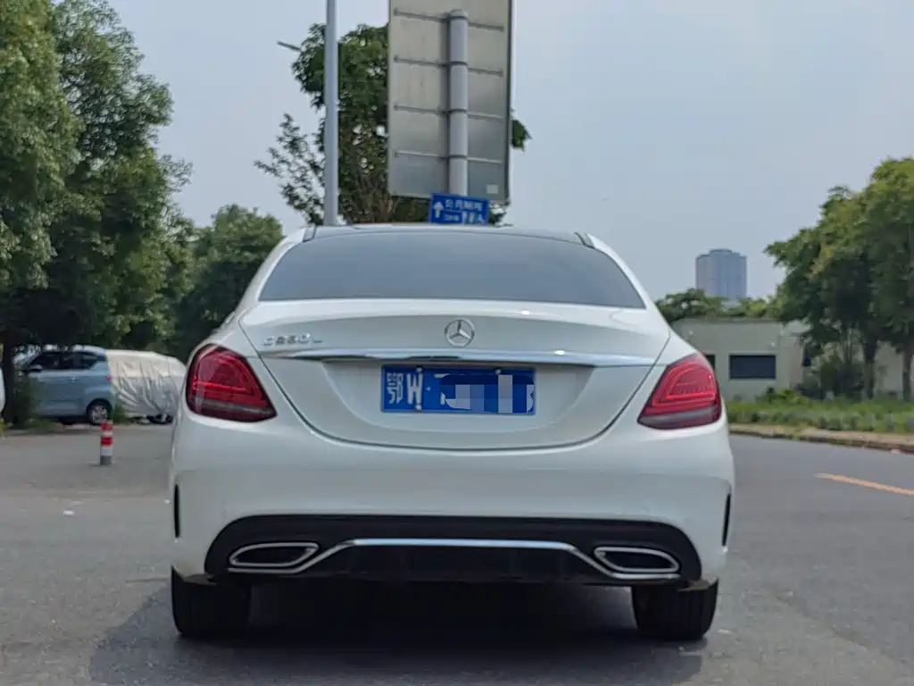 Mercedes-Benz C-Class 2020