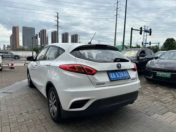 Changan Eado XT 2015