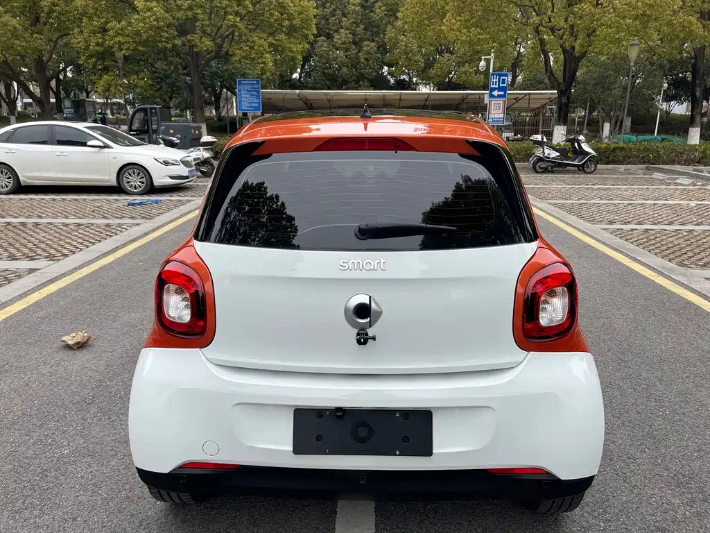 smart Forfour 2017 — фото 19