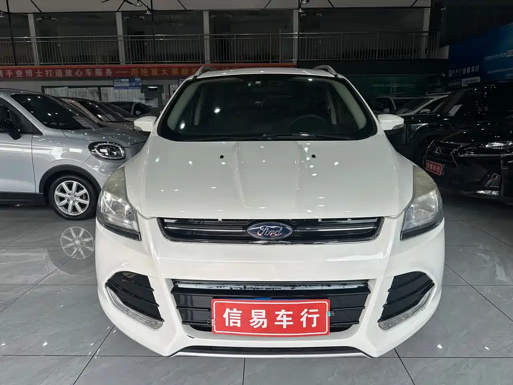 Ford Kuga 2015 — фото 3
