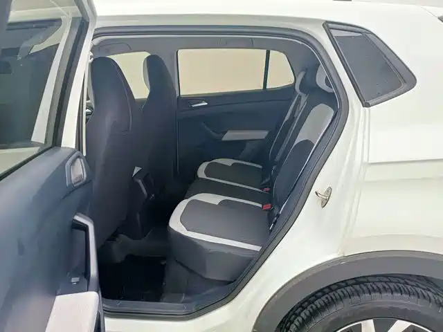 Volkswagen Tharu 2025