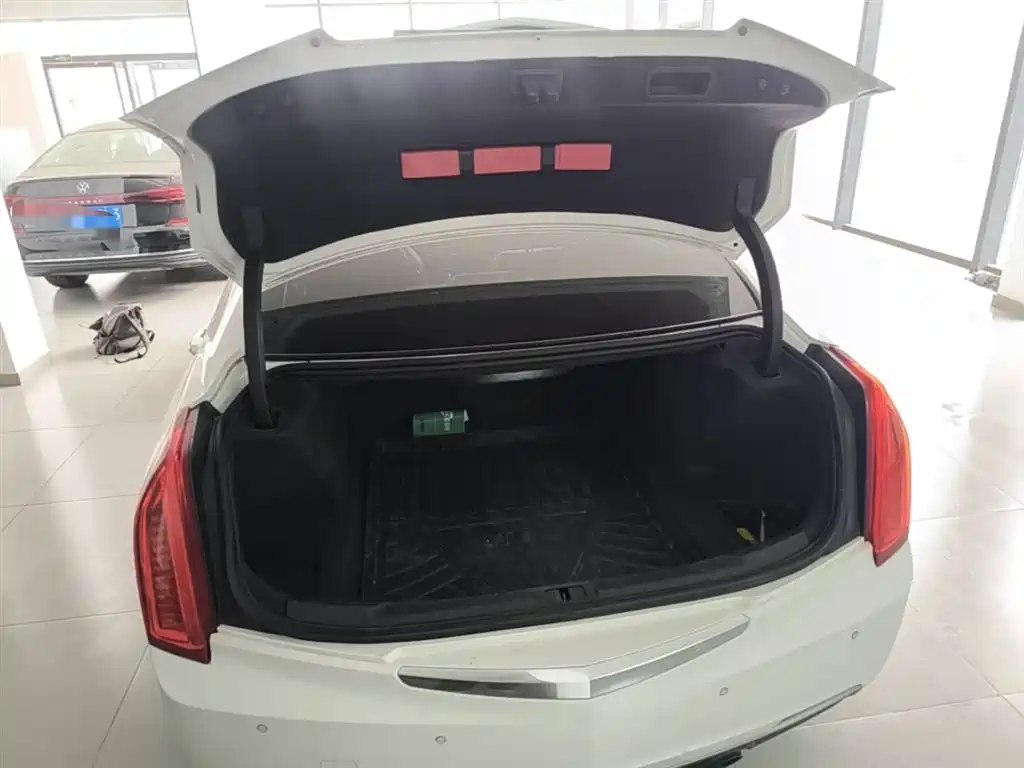Cadillac ATS-L 2018 — фото 19