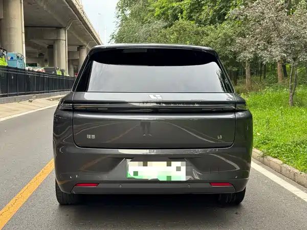 Li Auto L8 2023