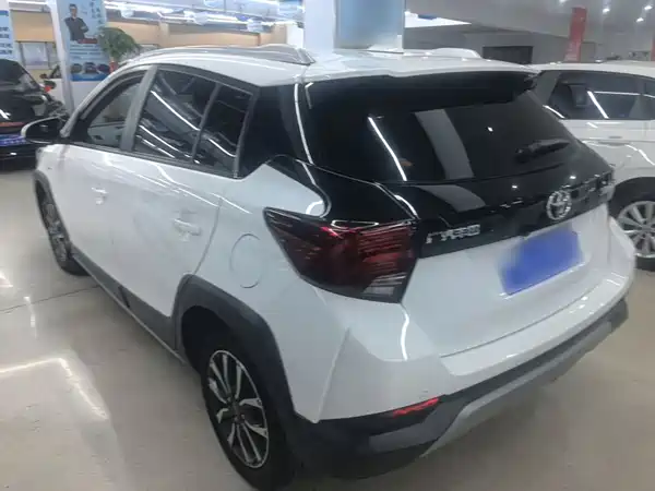 Toyota Yaris L 2020