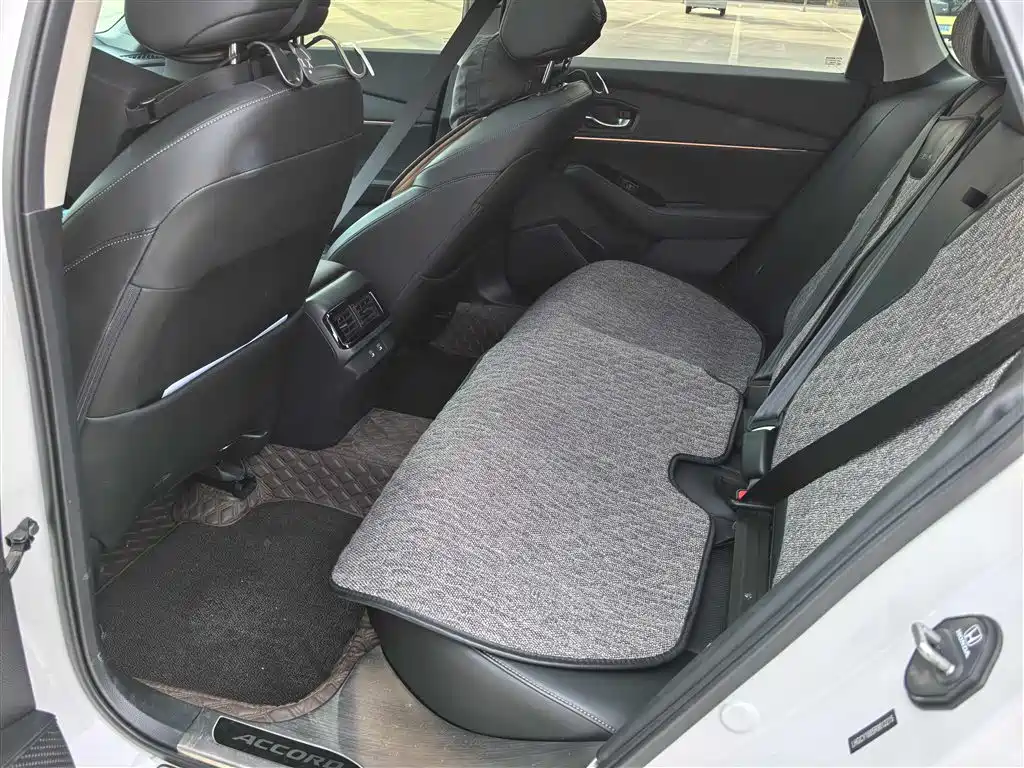 Honda Accord 2024 — фото 10