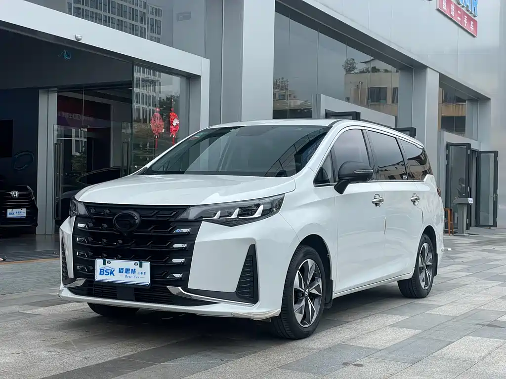 GAC Motor Trumpchi M6 2022 — фото 1