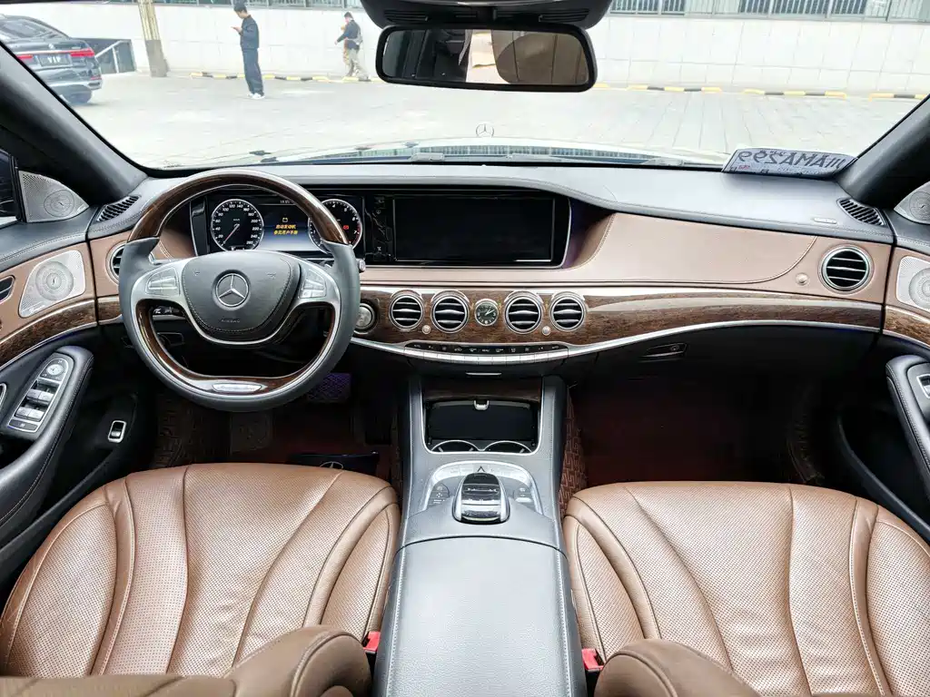 Mercedes-Benz S-Class 2015 — фото 19