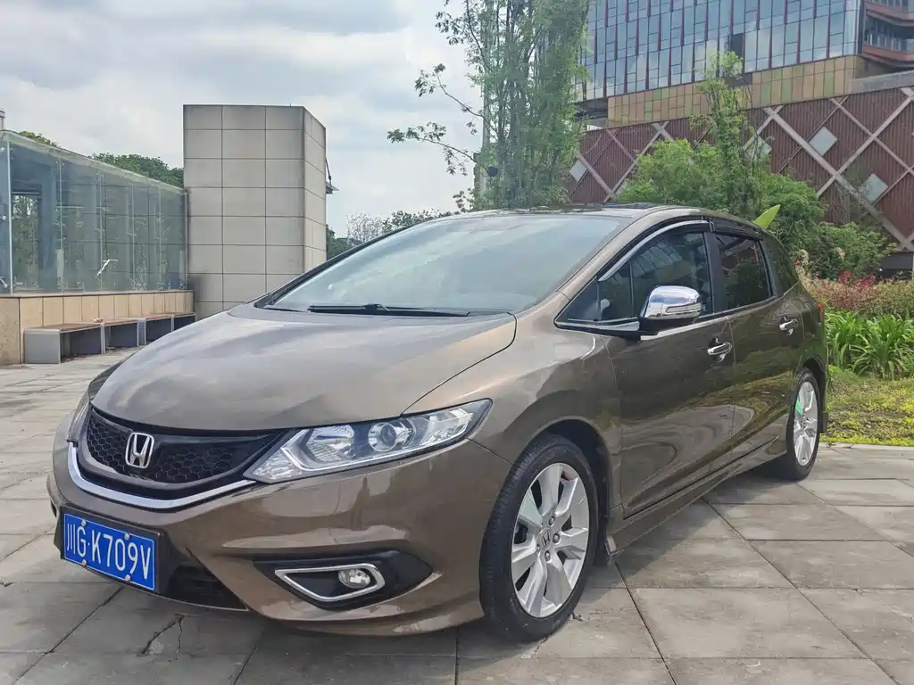 Honda Jade 2015 — фото 1