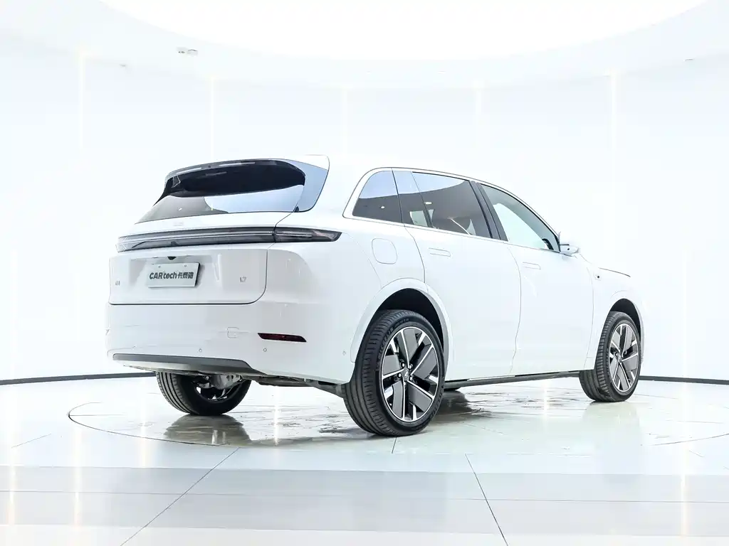 Li Auto Li L7 2025