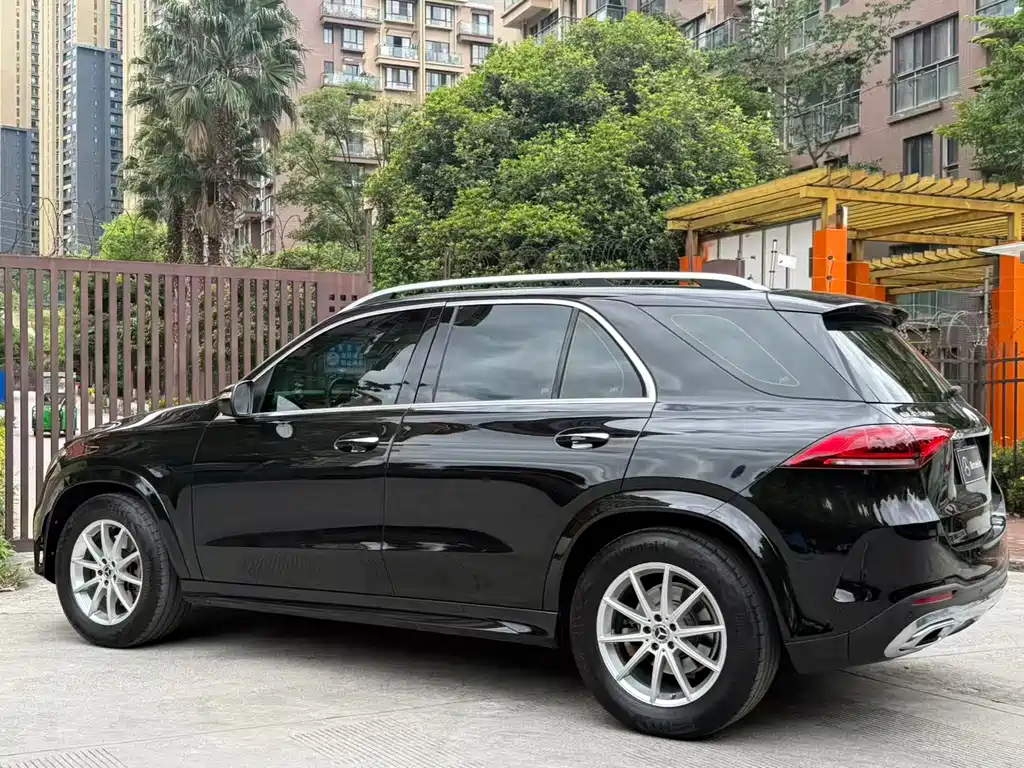 Mercedes-Benz GLE 2020 — фото 37