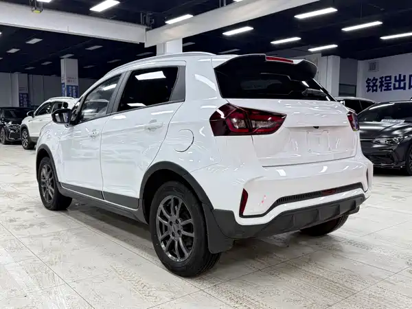 Geely Vision X3 2022