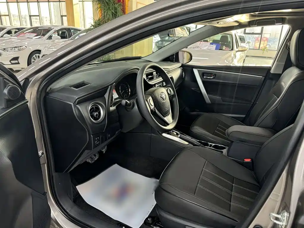Toyota Corolla 2019 — фото 19