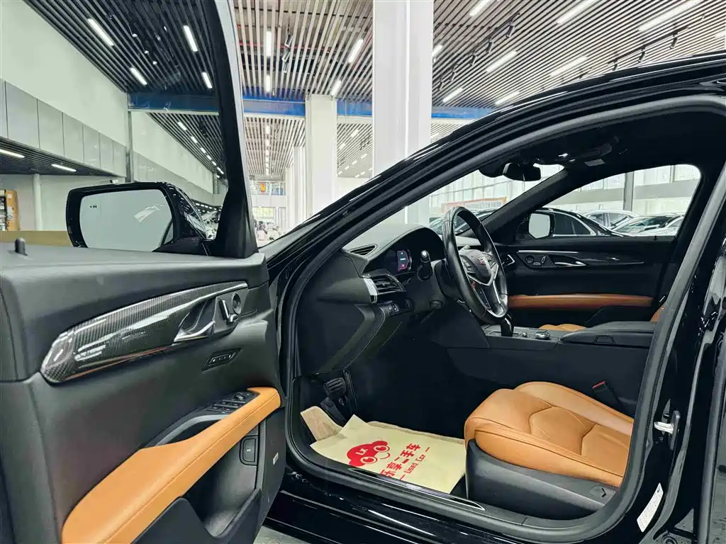 Cadillac CT6 2019 — фото 12