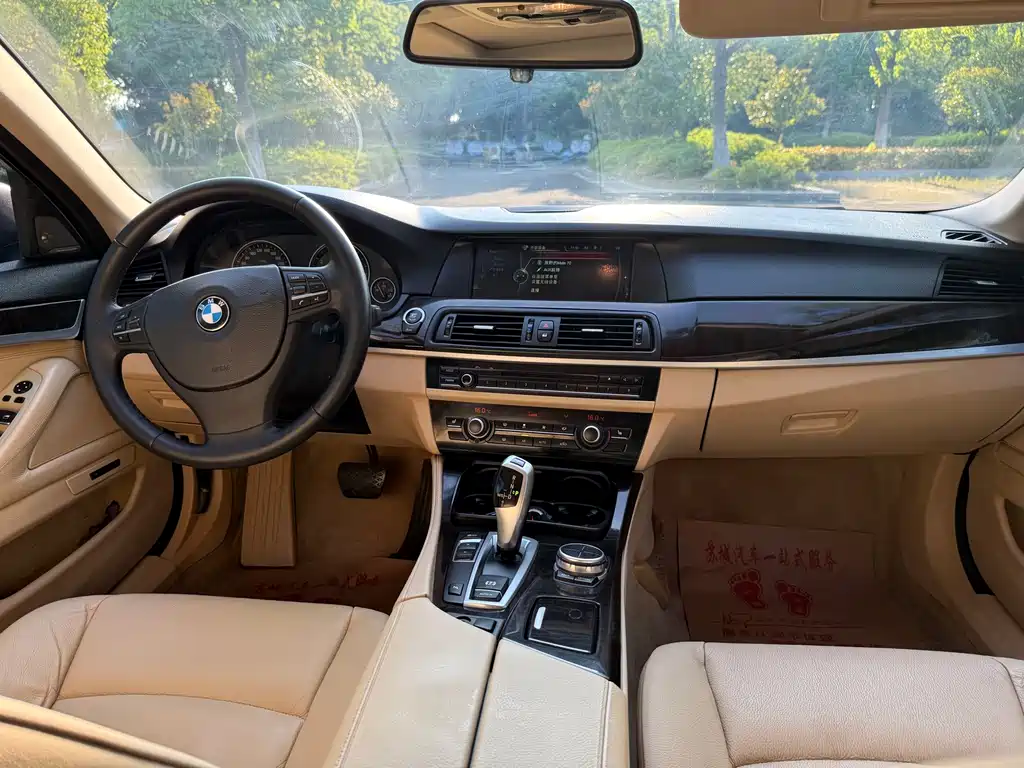 BMW 5 Series 2013 — фото 10