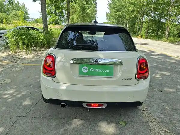 MINI 2016