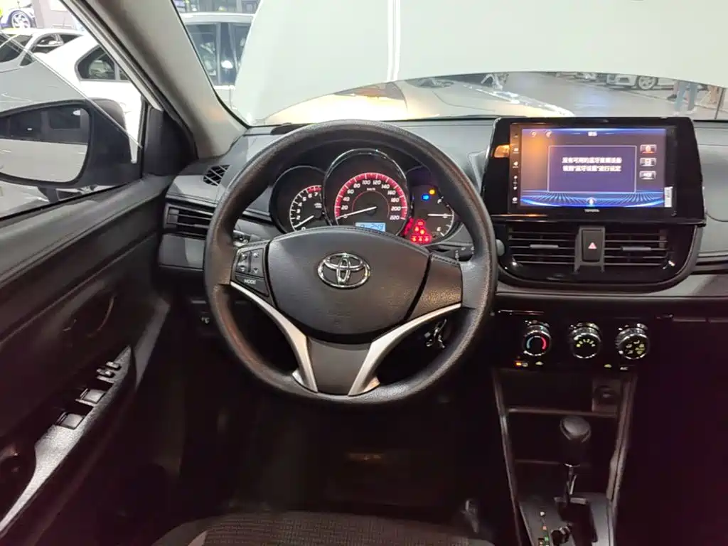 Toyota Vios FS 2023 — фото 11