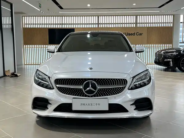 Mercedes-Benz C-Class 2020