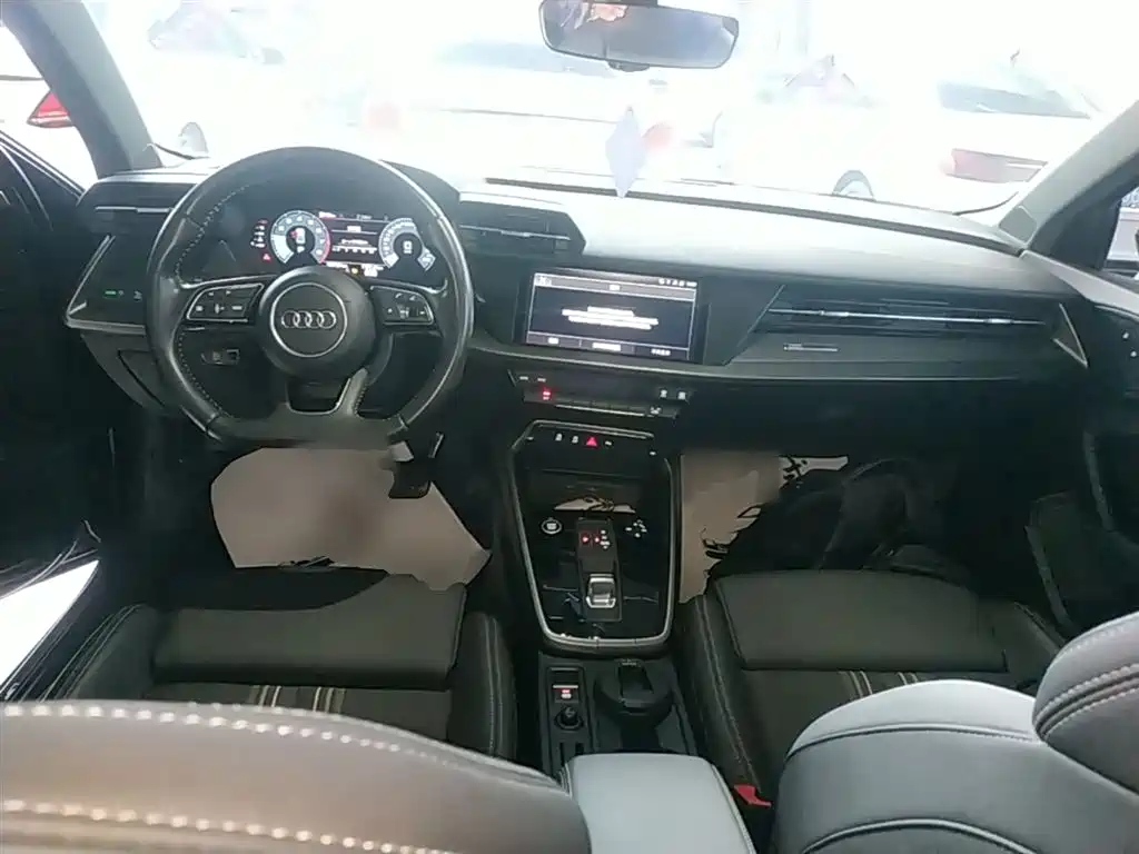 Audi A3 2022 — фото 10