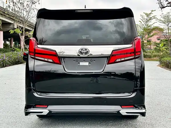 Toyota Alphard 2018