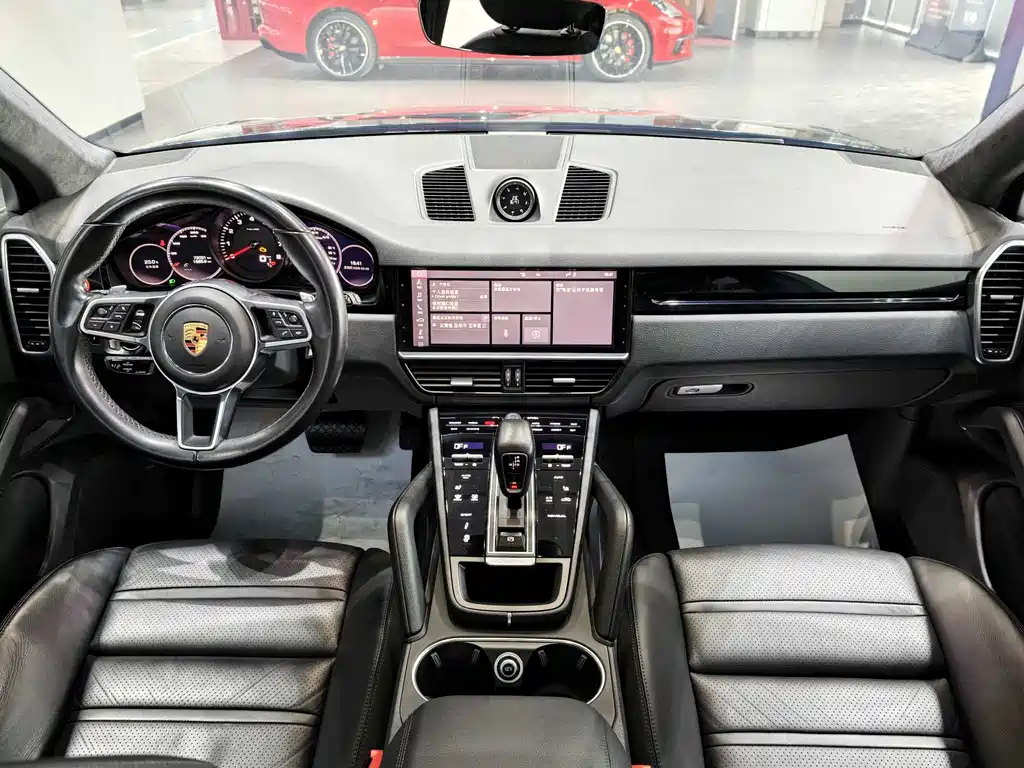 Porsche Cayenne 2021 — фото 12