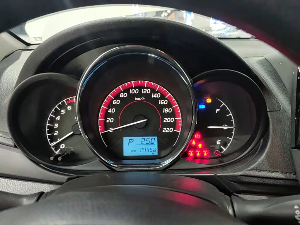 Toyota Vios FS 2023 — фото 12