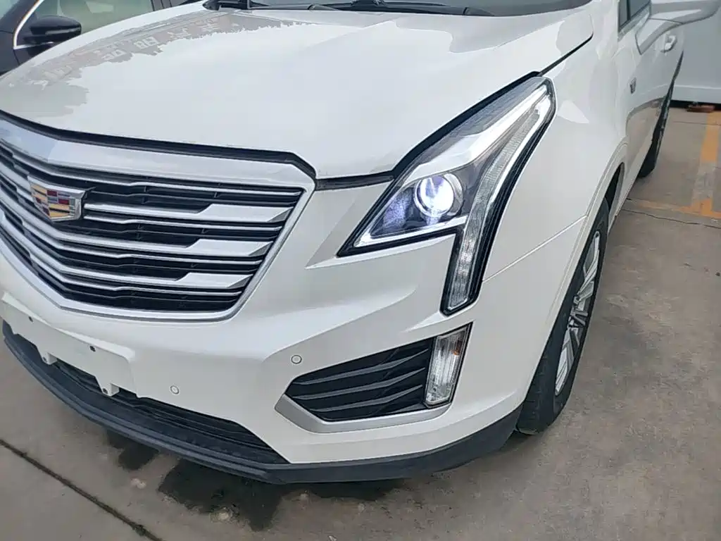 Cadillac XT5 2019 — фото 24