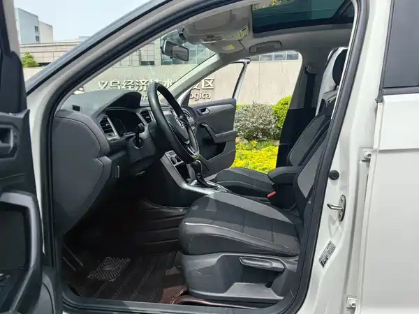 Volkswagen T-Roc 2018
