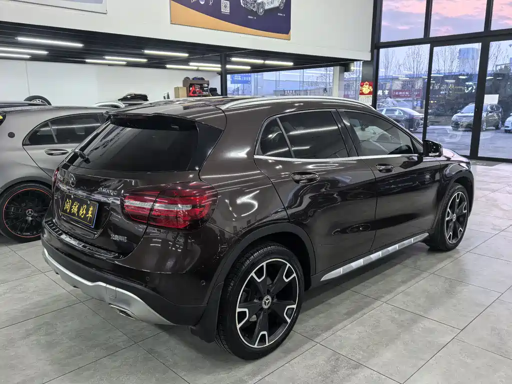 Mercedes-Benz GLA 2018 — фото 5