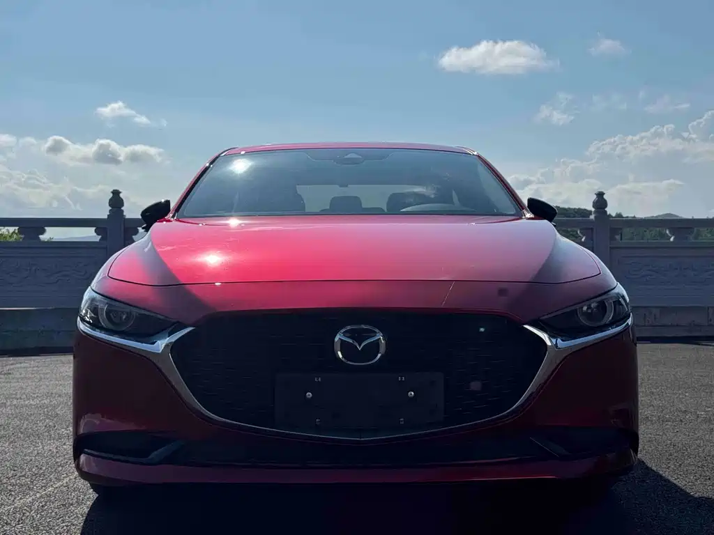 Mazda 3 Axela 2023