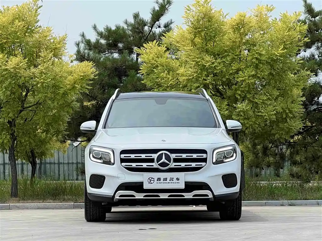 Mercedes-Benz GLB 2021