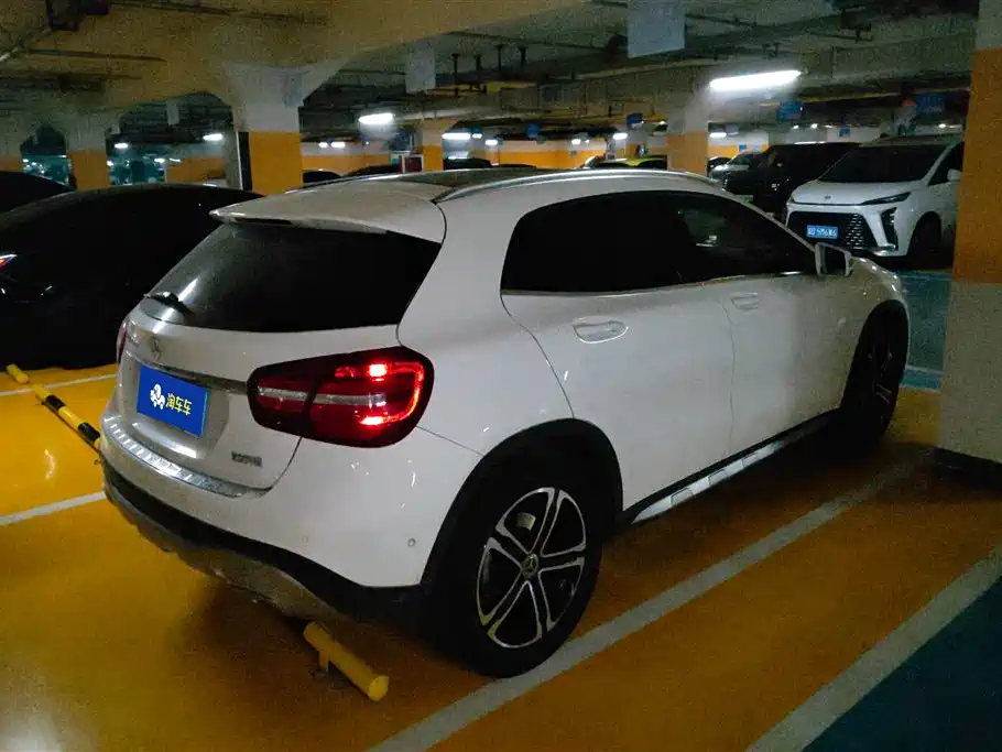 Mercedes-Benz GLA 2018 — фото 3