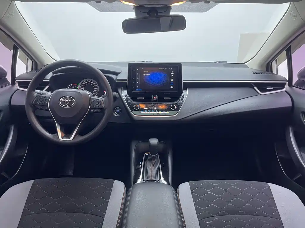 Toyota Corolla 2021 — фото 15