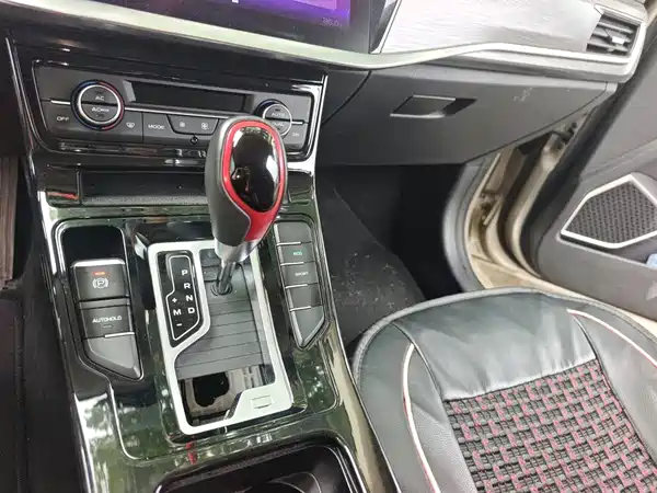 Geely Emgrand GS 2020