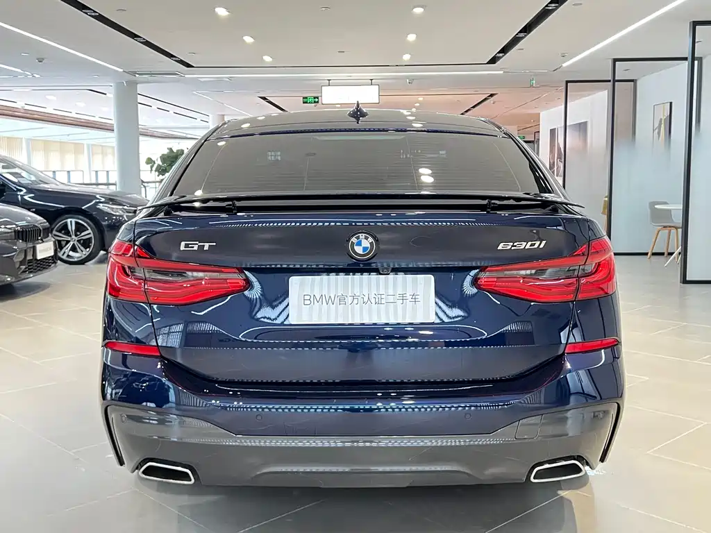 BMW 6 Series GT 2025 — фото 24