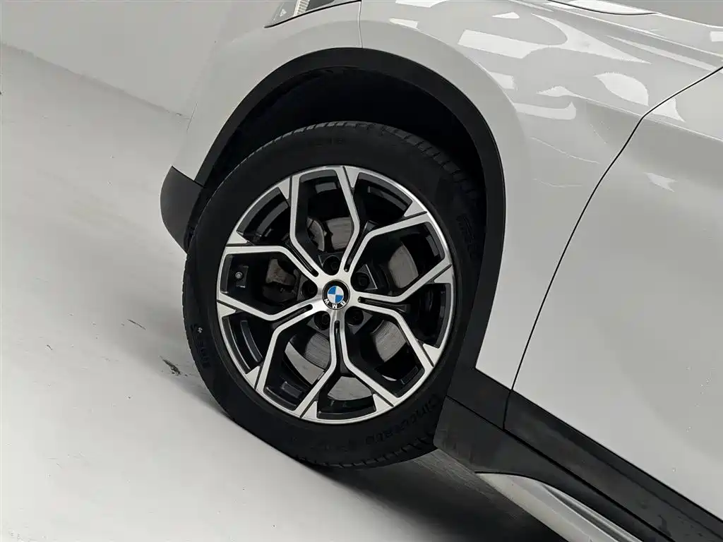 BMW X1 2022 — фото 11