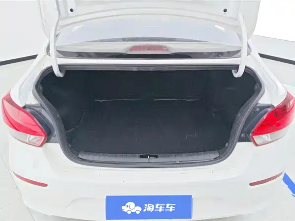 Kia Pegas 2020